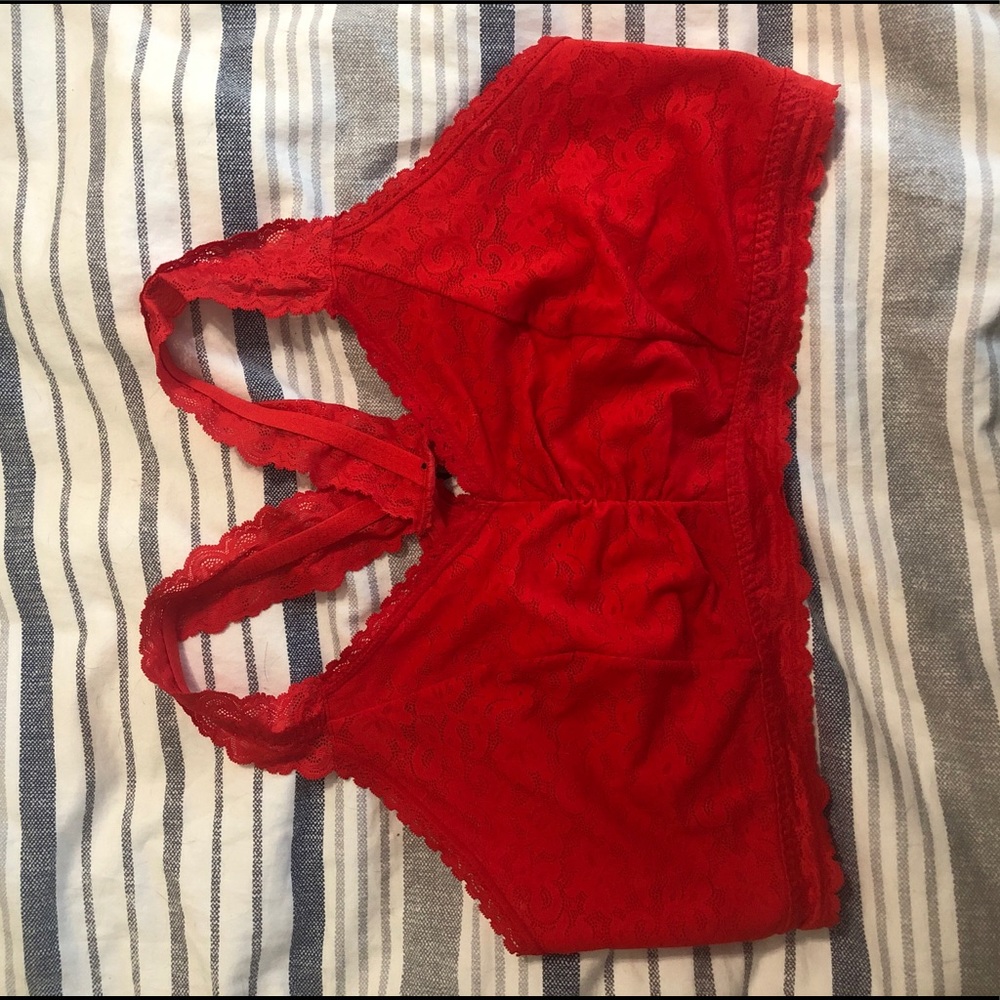 Cacique 22/24 Lace Bralette